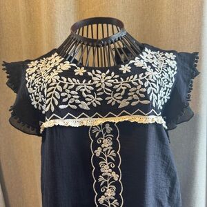 THML Black Embroidered Boho Mini Dress Crochet Trim Cap Sleeve Size Small